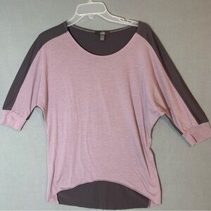 ALO Yoga Pink and Gray Short Sleeve Top Ladies Size Medium